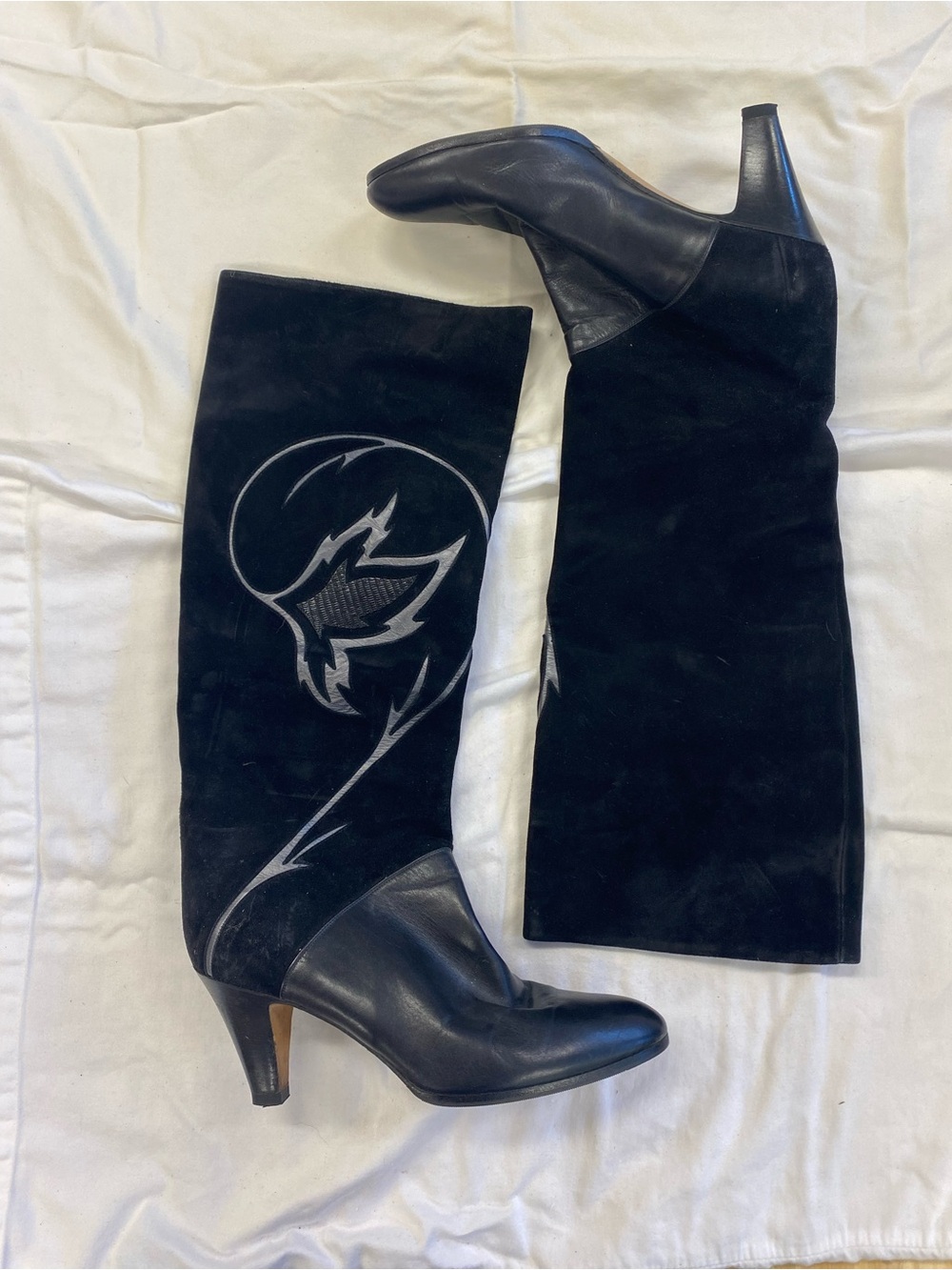 Vintage Bally Black Leather & Suede Boots with Embroidered Accent